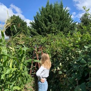 Meet your Posher, Emma